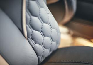 y85-interior-helm-seat-detail-walnut-satin.jpg