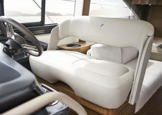 f45-interior-helm-seat-rovere-oak-satin.jpg