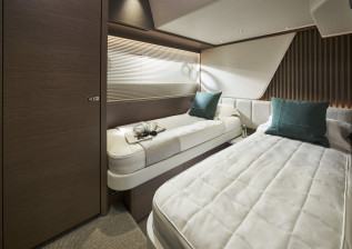 y72-interior-starboard-guest-cabin.jpg