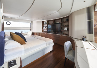 x95-interior-master-stateroom.jpg