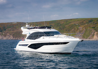 f50-exterior-white-hull-07-2022.jpg