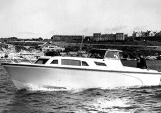 54e1f3f5b0299-princess-yachts-50th-project-31-image1.jpg