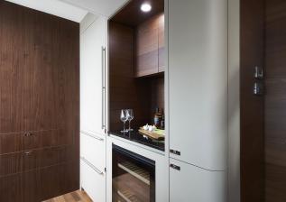 y85-interior-galley-servery-walnut-satin.jpg