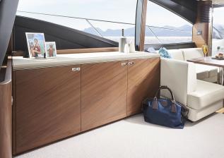 s62-interior-saloon-sideboard.jpg