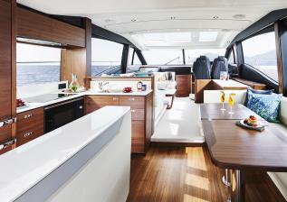 s62-interior-saloon.jpg