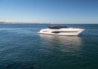 v78-exterior-white-hull-10.jpg