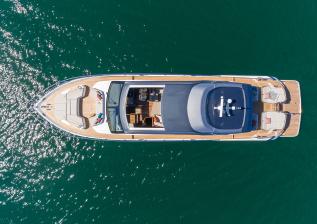 v78-exterior-white-hull-17.jpg
