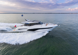 v60-exterior-white-hull-3.jpg