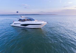 v60-exterior-white-hull-13.jpg