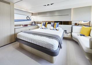 v60-interior-owners-stateroom-alba-oak-satin.jpg