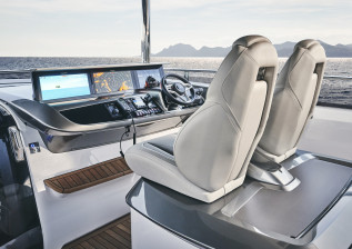 flybridge-5-rt.jpg