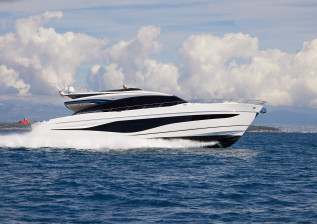 s80-exterior-white-hull-8.jpg