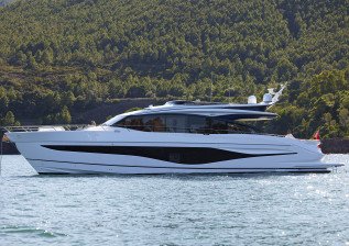 s80-exterior-white-hull-10.jpg