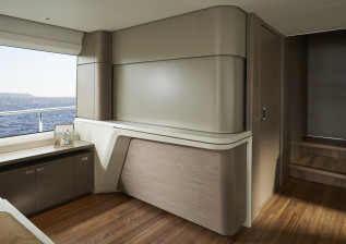 y85-interior-galley-closed-silver-oak-satin.jpg
